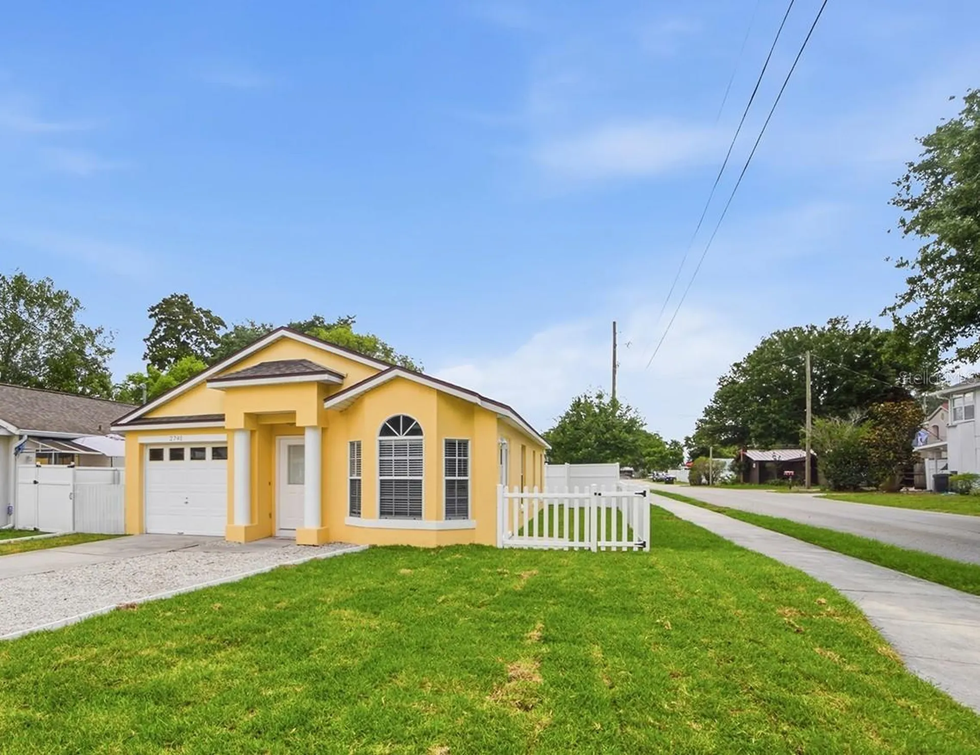 2741 S Brown Avenue Orlando FL 32806