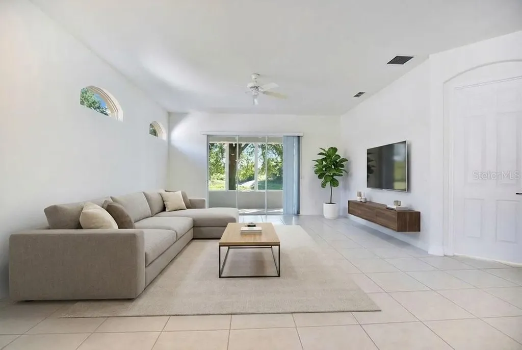208 Lamonte Point Court Debary FL 32713