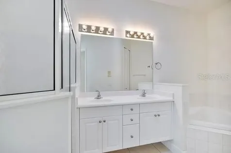 208 Lamonte Point Court Debary FL 32713