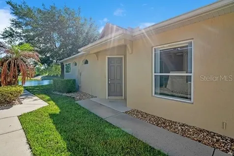 208 Lamonte Point Court Debary FL 32713