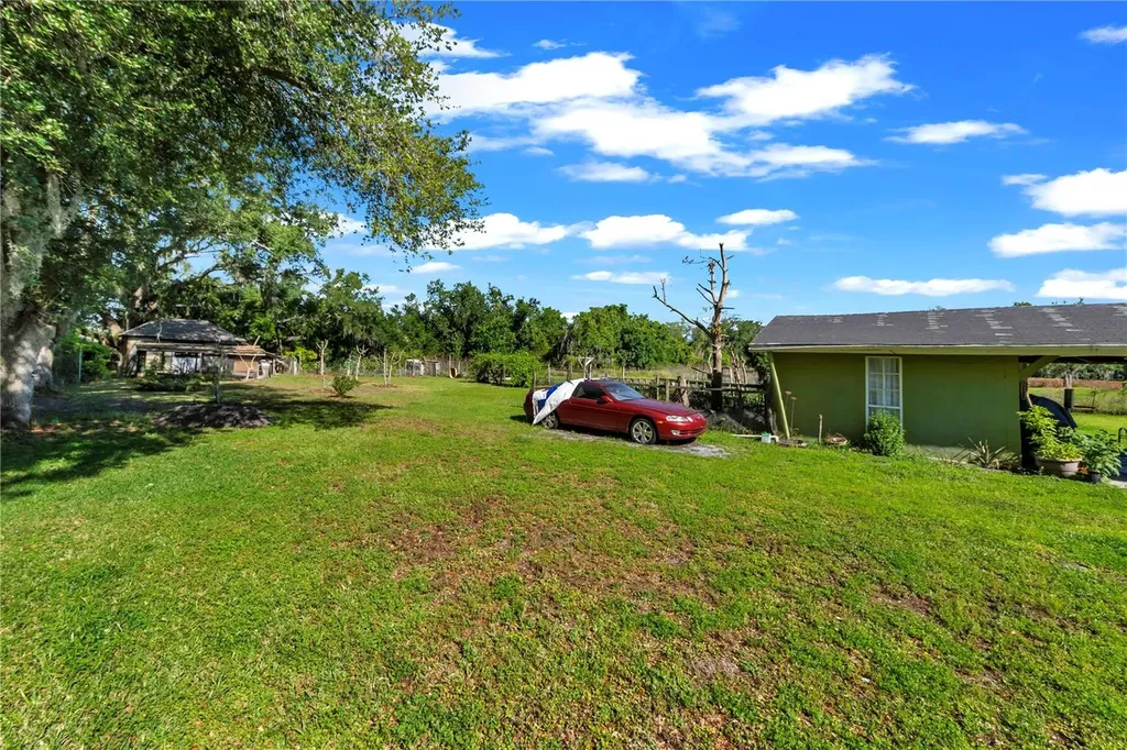 13610 Acker Road Dover FL 33527