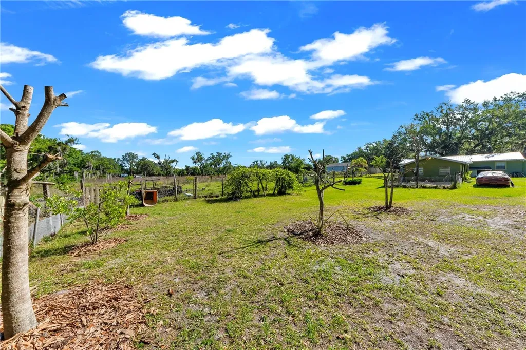 13610 Acker Road Dover FL 33527