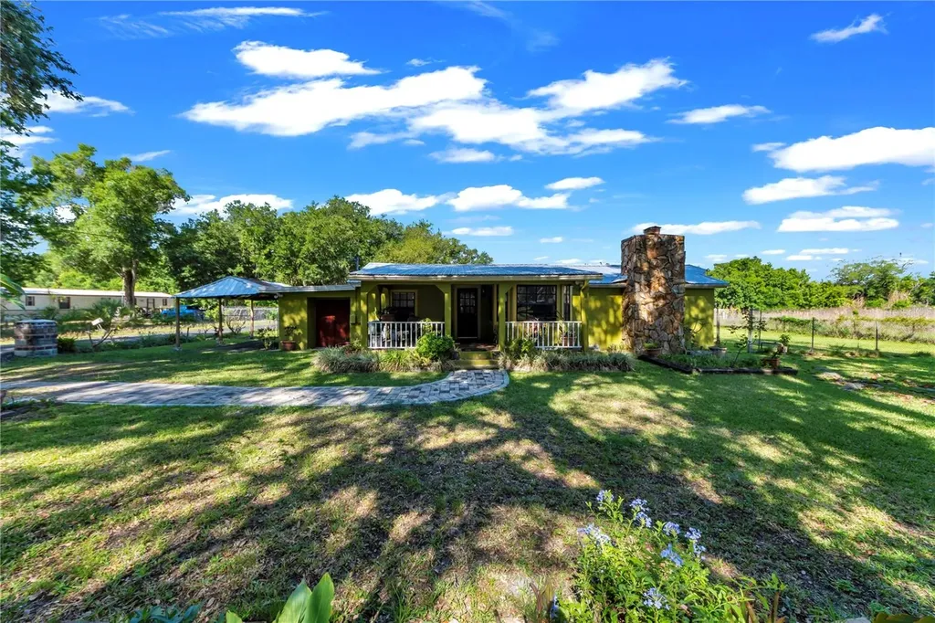13610 Acker Road Dover FL 33527