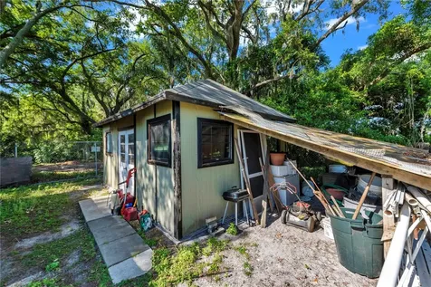 13610 Acker Road Dover FL 33527