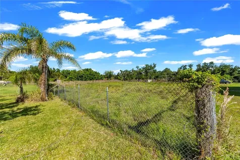 13610 Acker Road Dover FL 33527