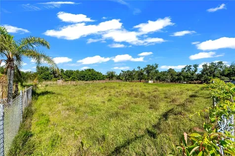 13610 Acker Road Dover FL 33527