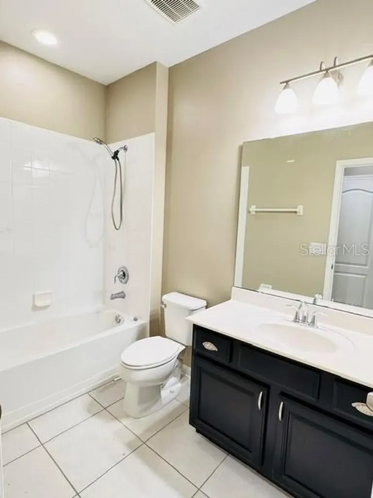 2832 White Isle Lane Orlando FL 32825