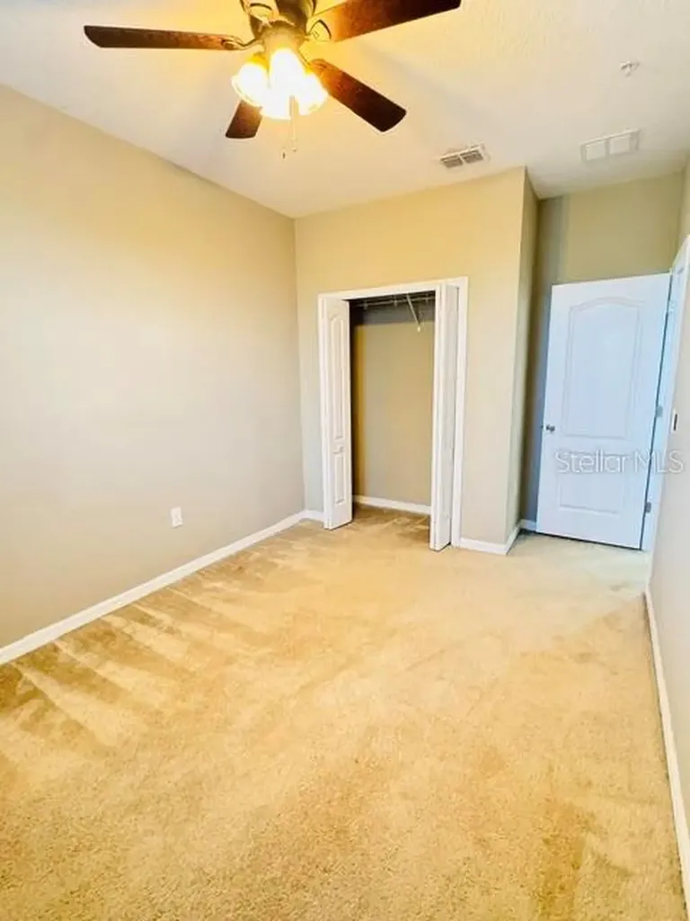 2832 White Isle Lane Orlando FL 32825