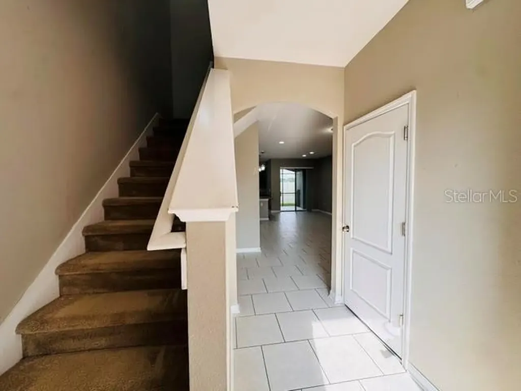 2832 White Isle Lane Orlando FL 32825