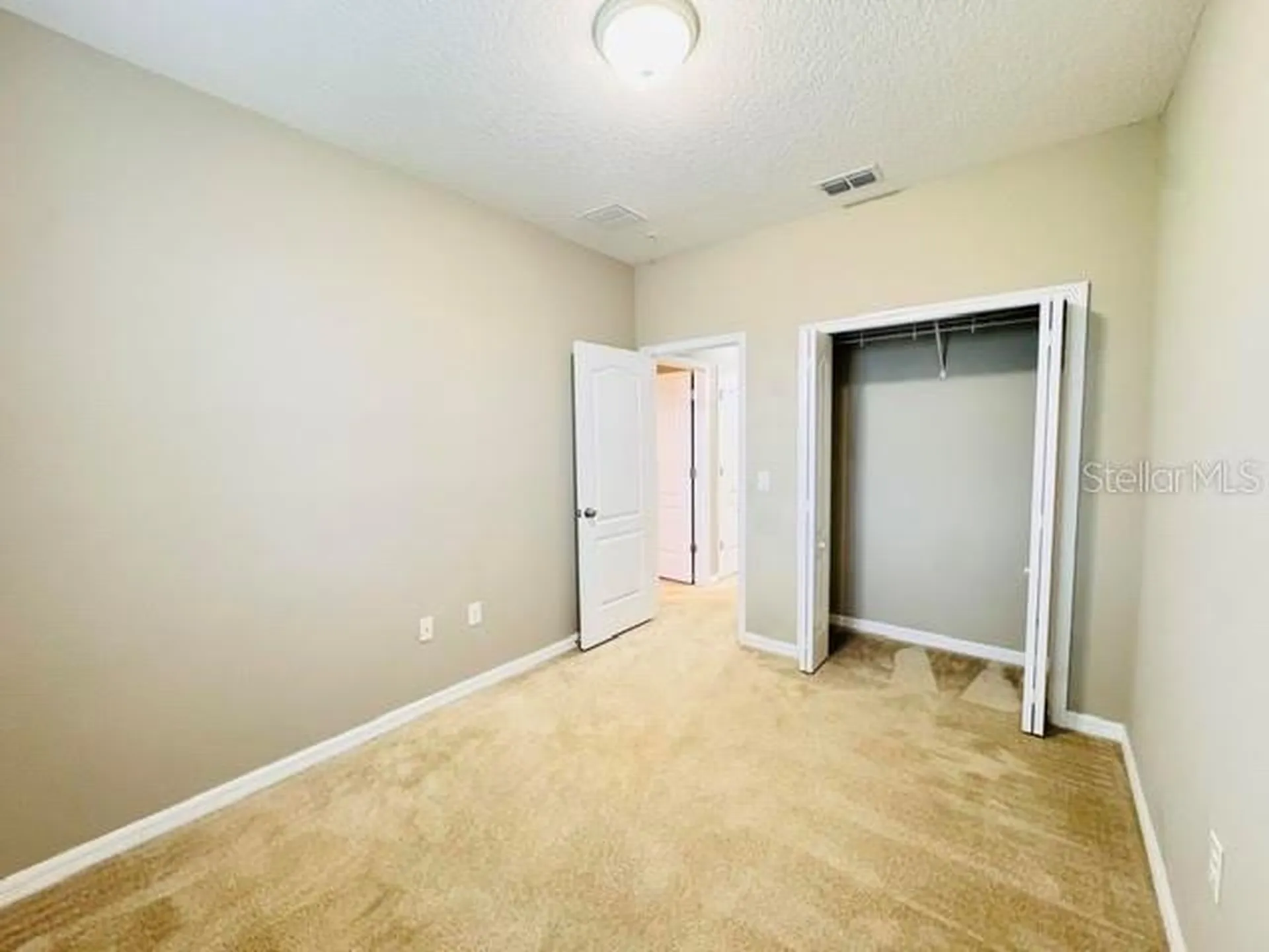 2832 White Isle Lane Orlando FL 32825