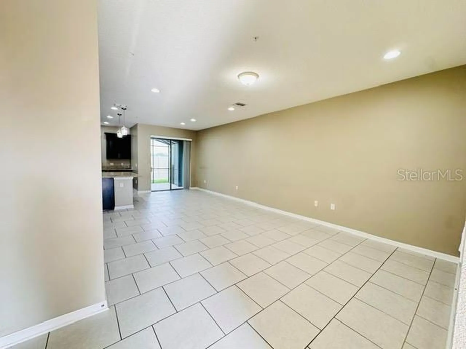 2832 White Isle Lane Orlando FL 32825