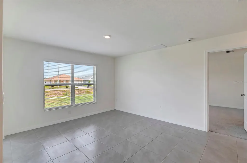 810 Ace Outlaw Avenue Ruskin FL 33570
