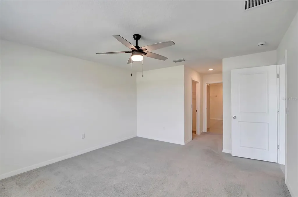 810 Ace Outlaw Avenue Ruskin FL 33570