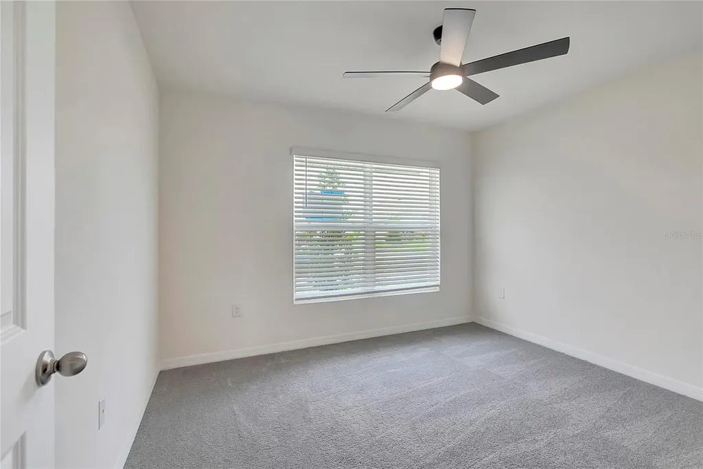 810 Ace Outlaw Avenue Ruskin FL 33570