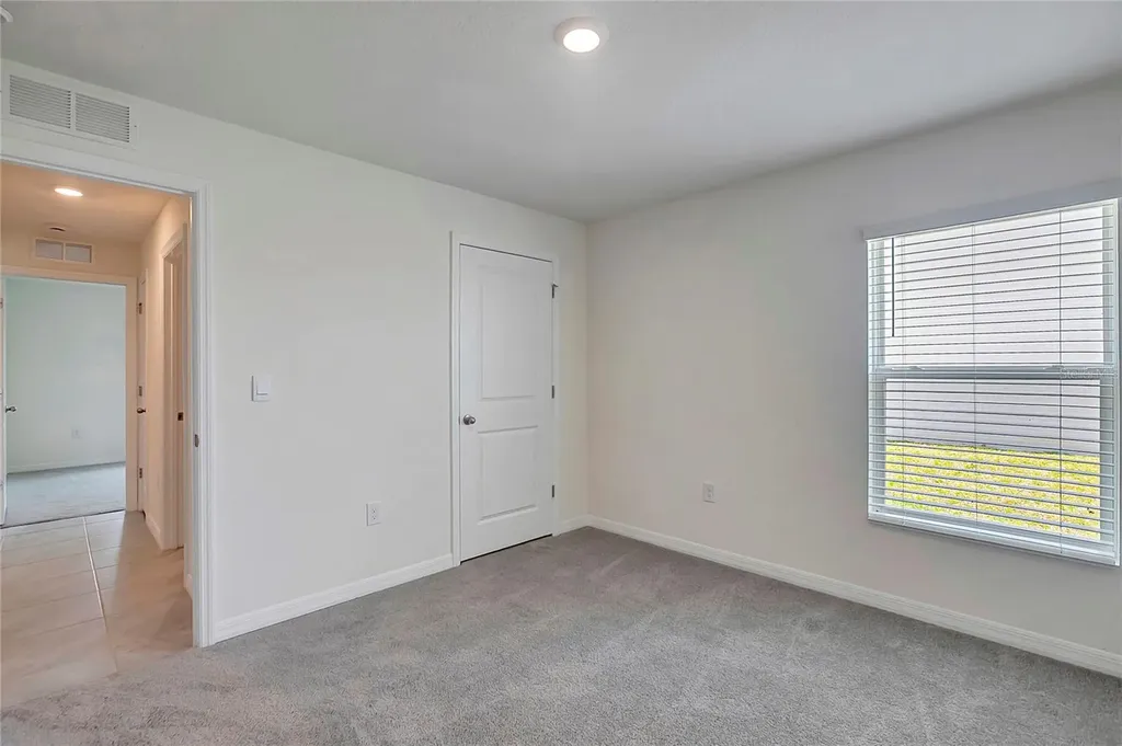 810 Ace Outlaw Avenue Ruskin FL 33570