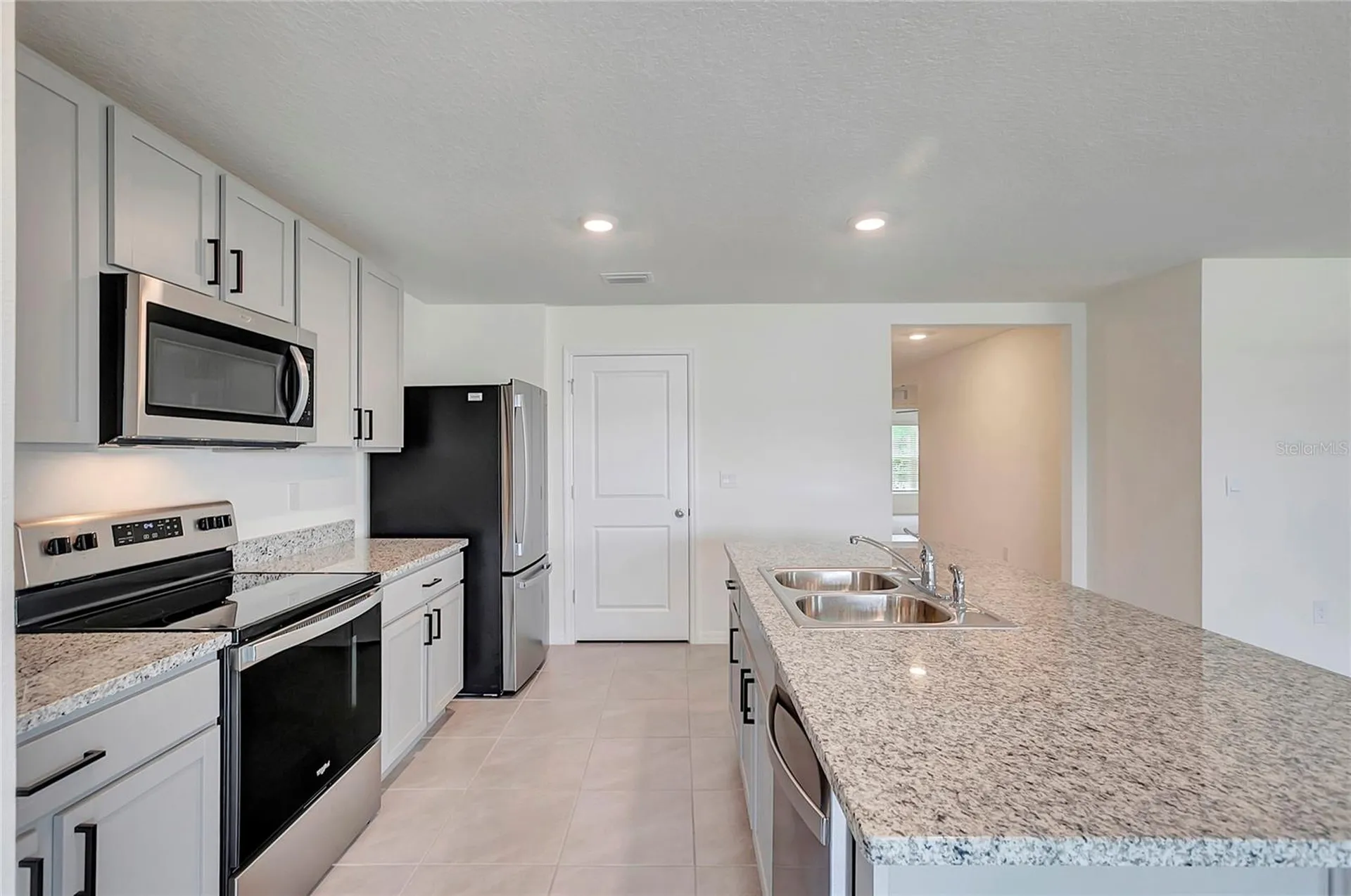 810 Ace Outlaw Avenue Ruskin FL 33570