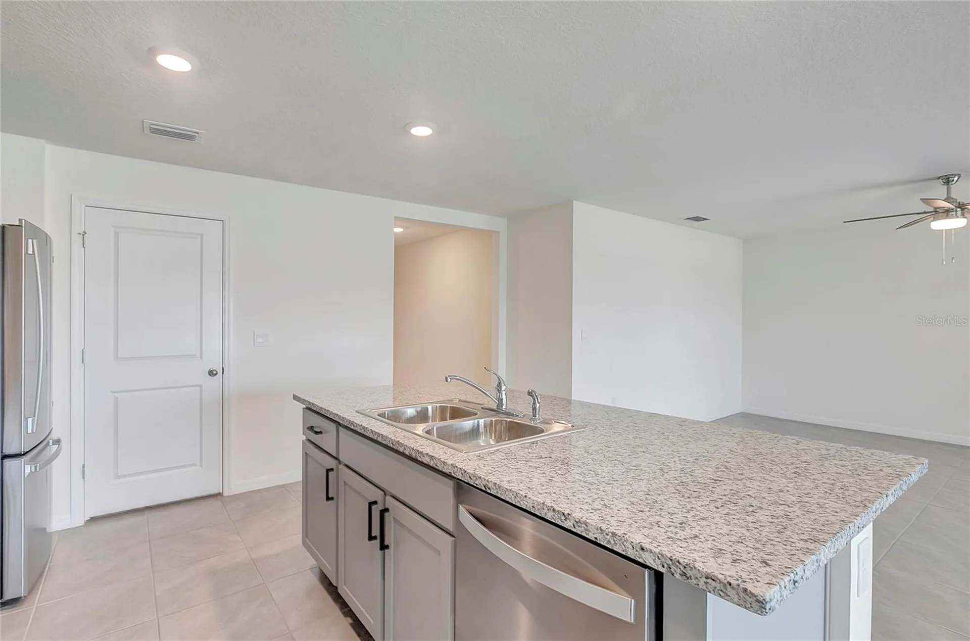 810 Ace Outlaw Avenue Ruskin FL 33570