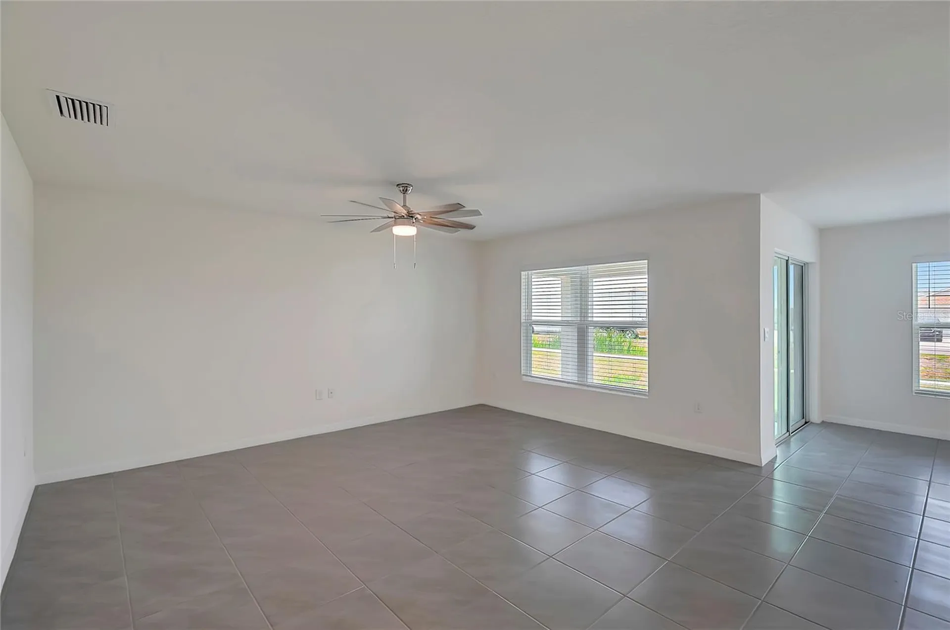 810 Ace Outlaw Avenue Ruskin FL 33570