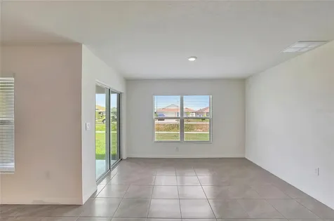 810 Ace Outlaw Avenue Ruskin FL 33570