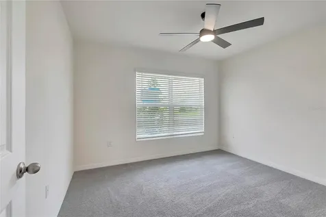 810 Ace Outlaw Avenue Ruskin FL 33570