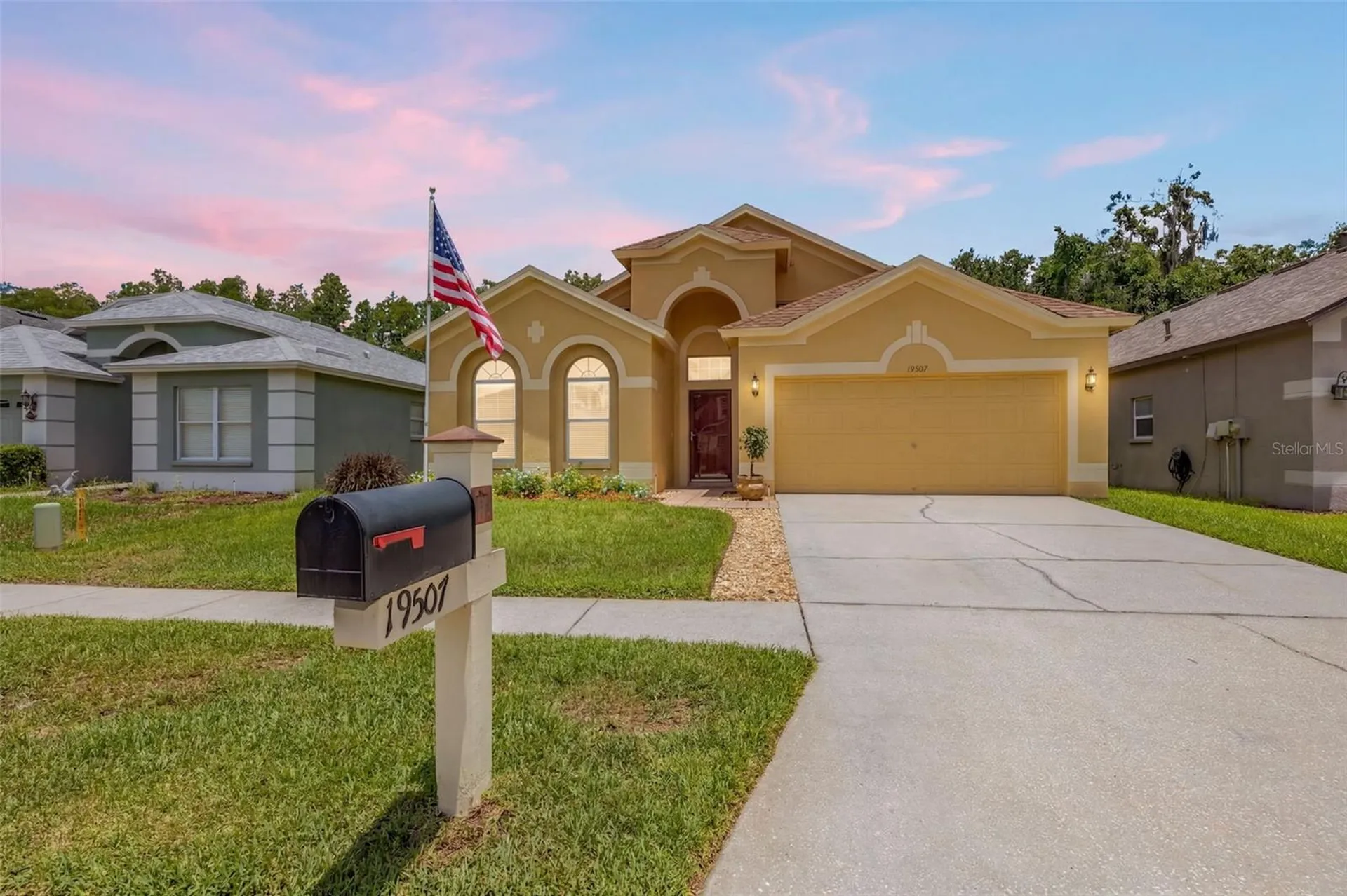 19507 Ardwick Way Land O Lakes FL 34638