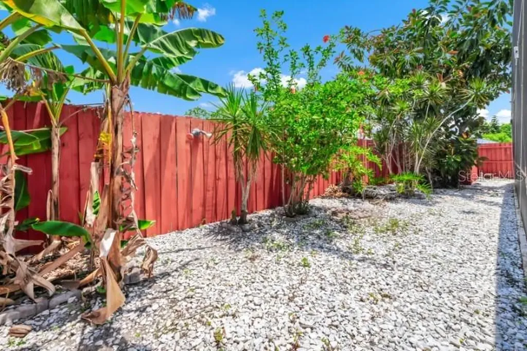 235 Hidden Springs Circle Kissimmee FL 34743