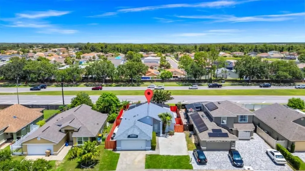 235 Hidden Springs Circle Kissimmee FL 34743