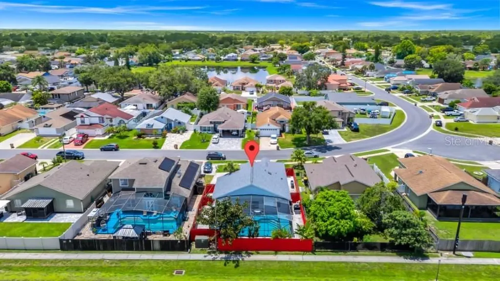 235 Hidden Springs Circle Kissimmee FL 34743
