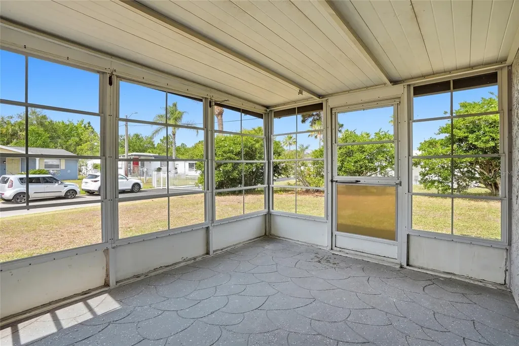 10737 Fillmore Avenue Port Richey FL 34668