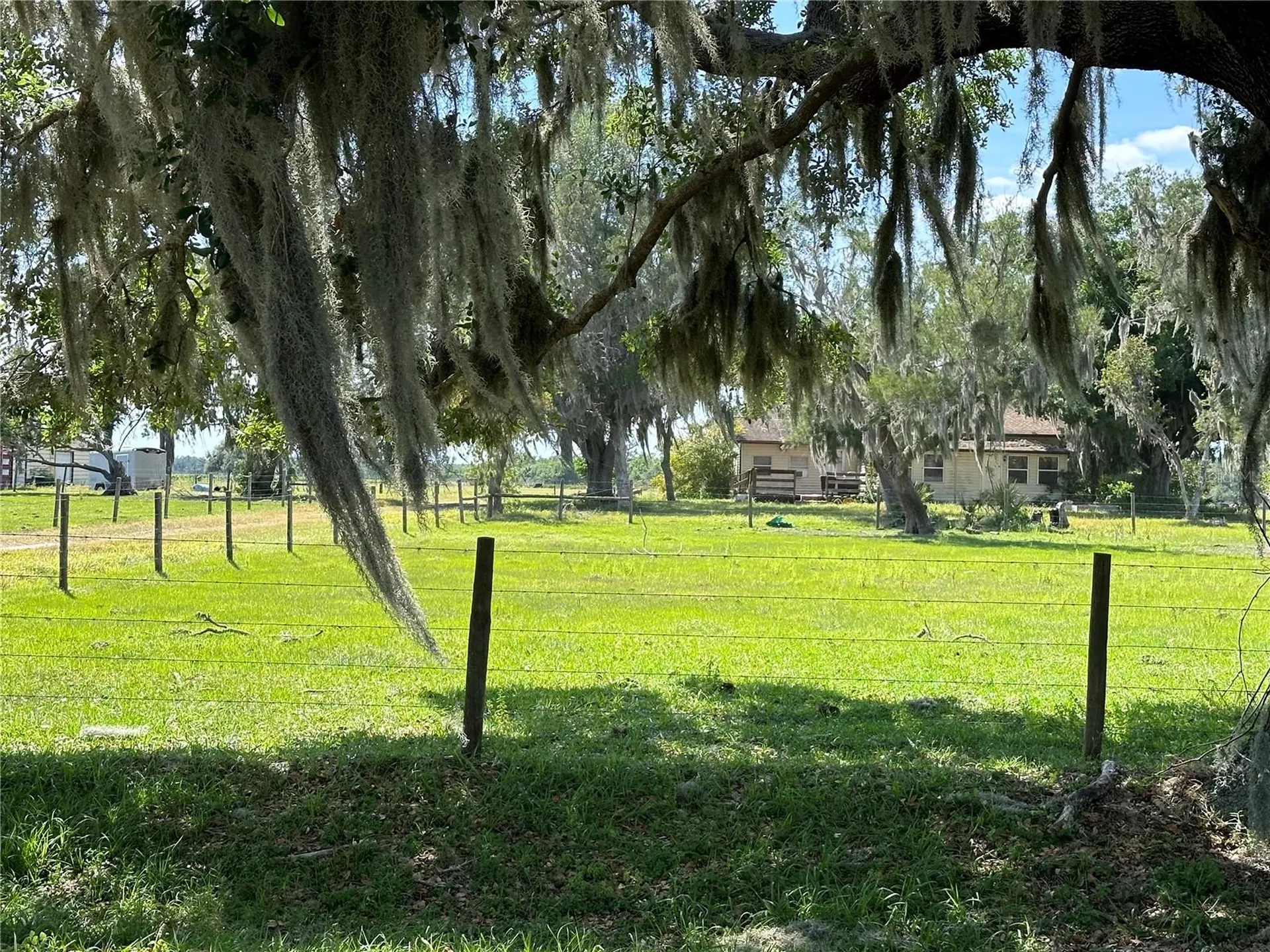 4090 Carlton Road Sarasota FL 34240
