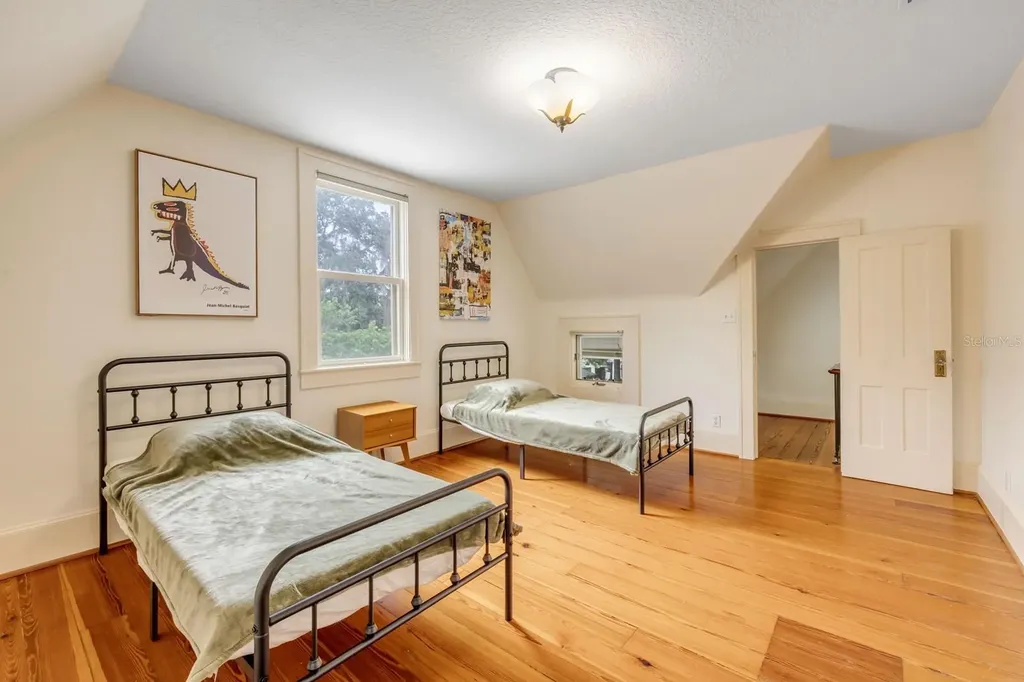 417 W Minnesota Avenue Deland FL 32720