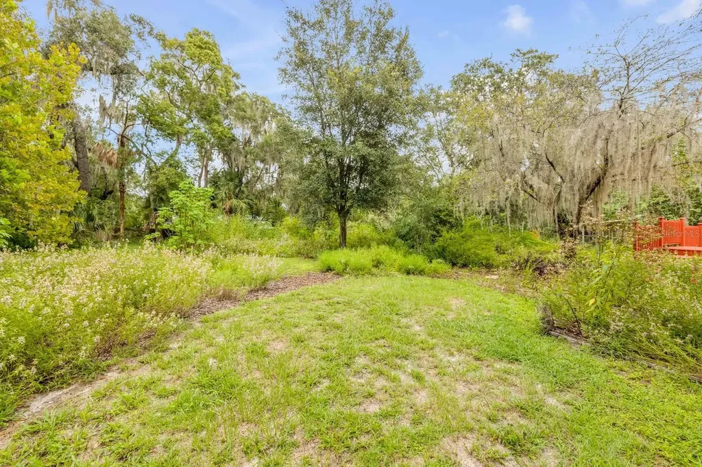 417 W Minnesota Avenue Deland FL 32720