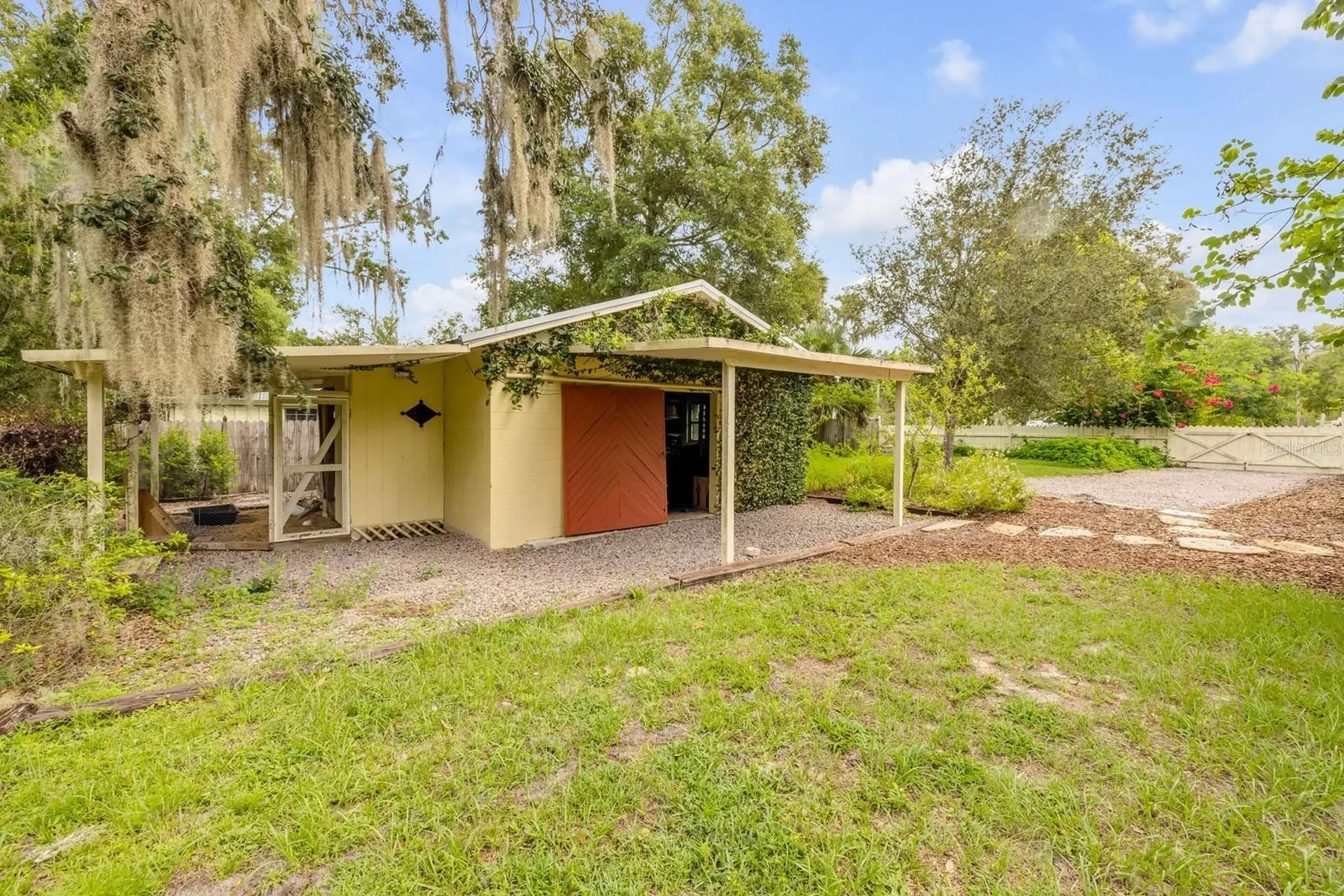 417 W Minnesota Avenue Deland FL 32720