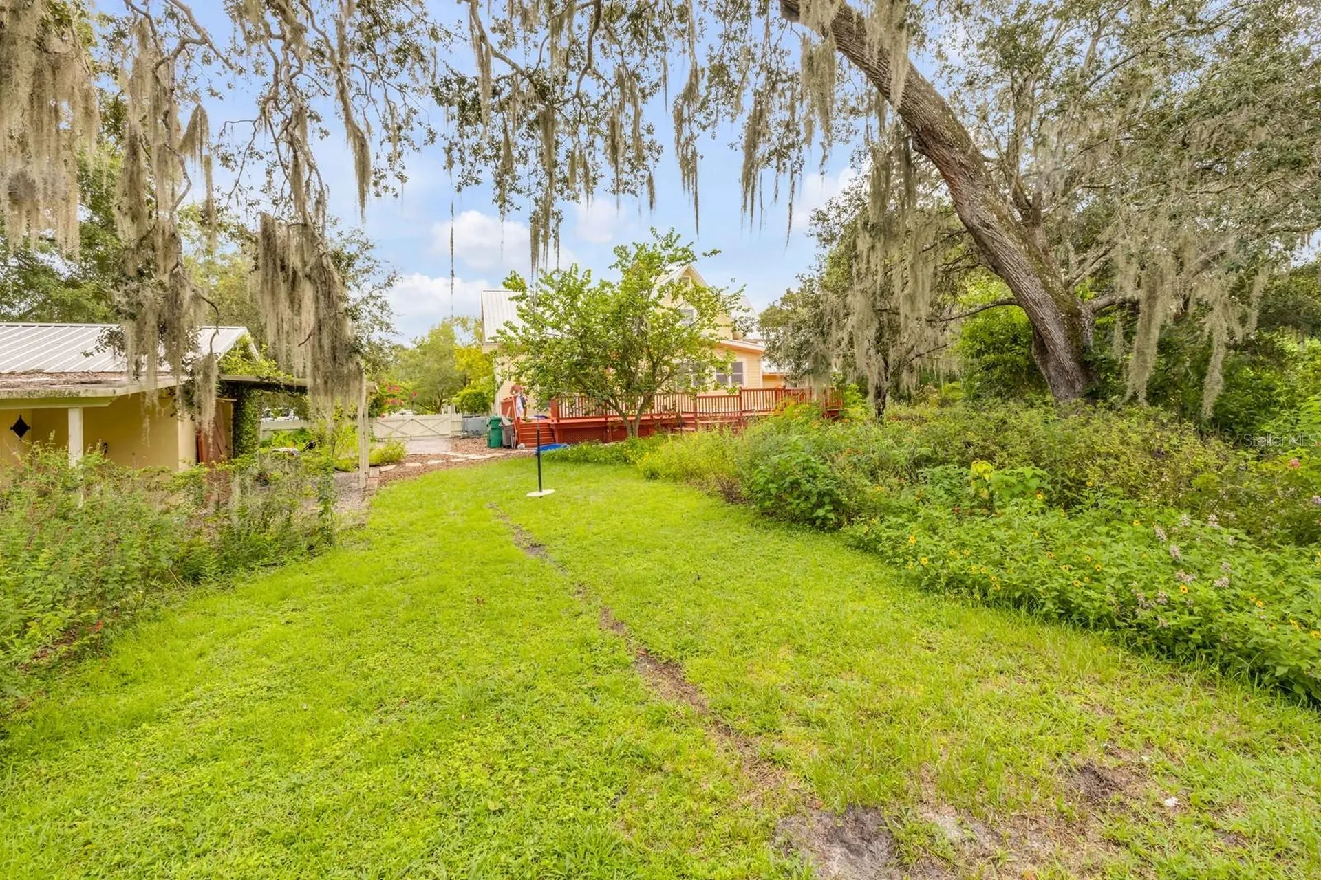 417 W Minnesota Avenue Deland FL 32720