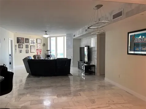 231 Riverside Drive Daytona Beach FL 32117