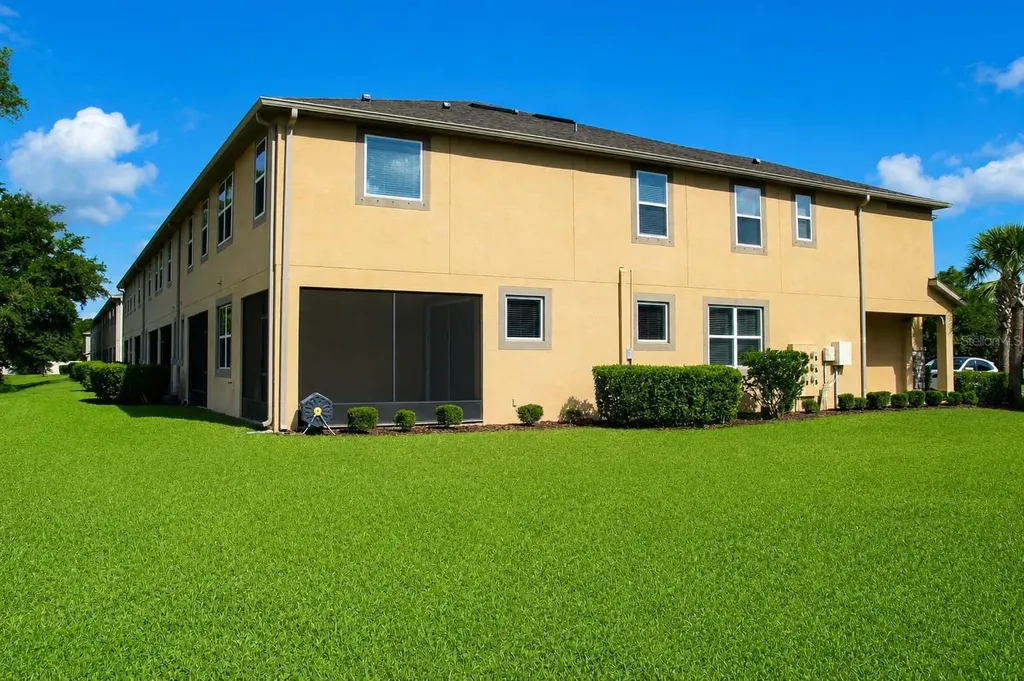 6206 Scarlet Darter Way Tampa FL 33625