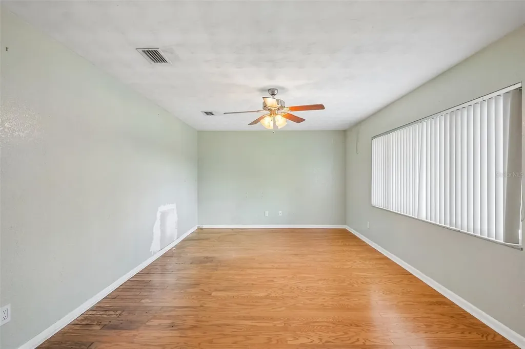1607 Lark Lane Brandon FL 33510