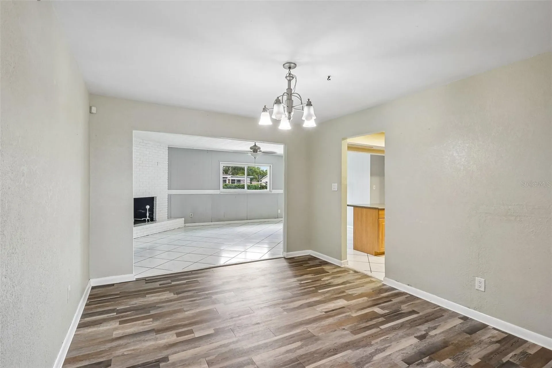 1607 Lark Lane Brandon FL 33510