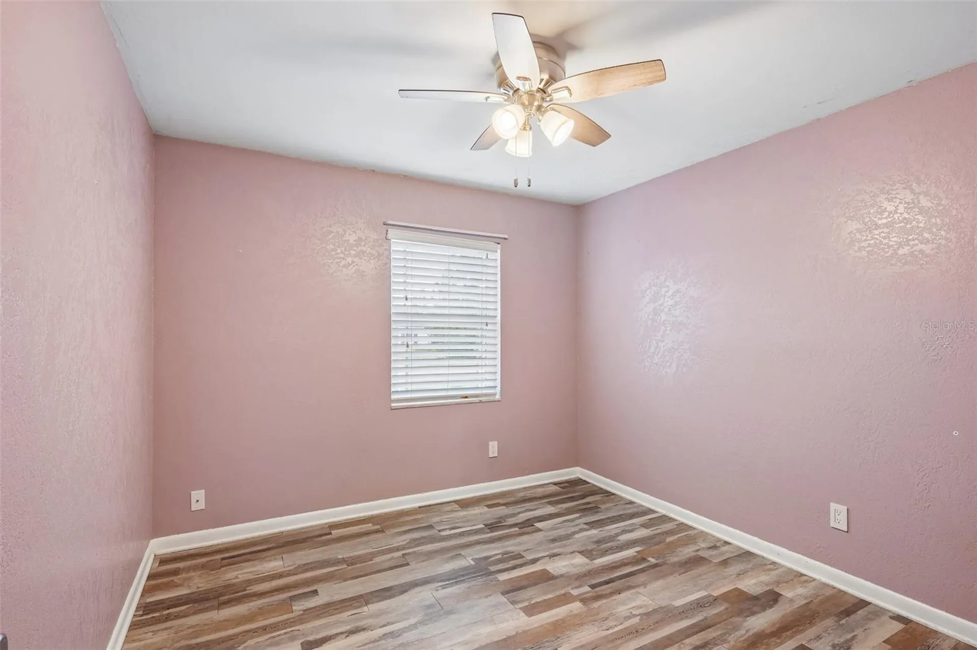 1607 Lark Lane Brandon FL 33510