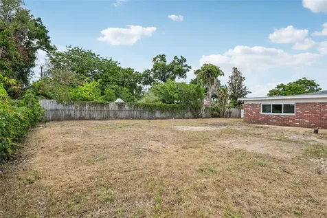 1607 Lark Lane Brandon FL 33510