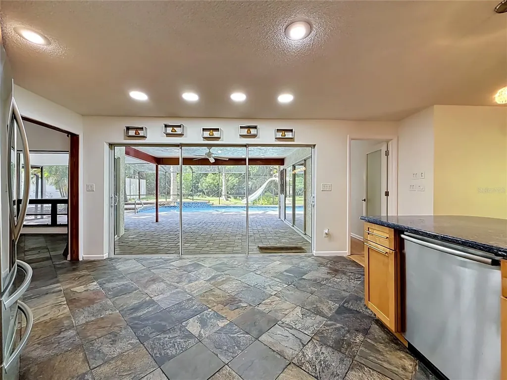2065 Brady Drive Dunedin FL 34698