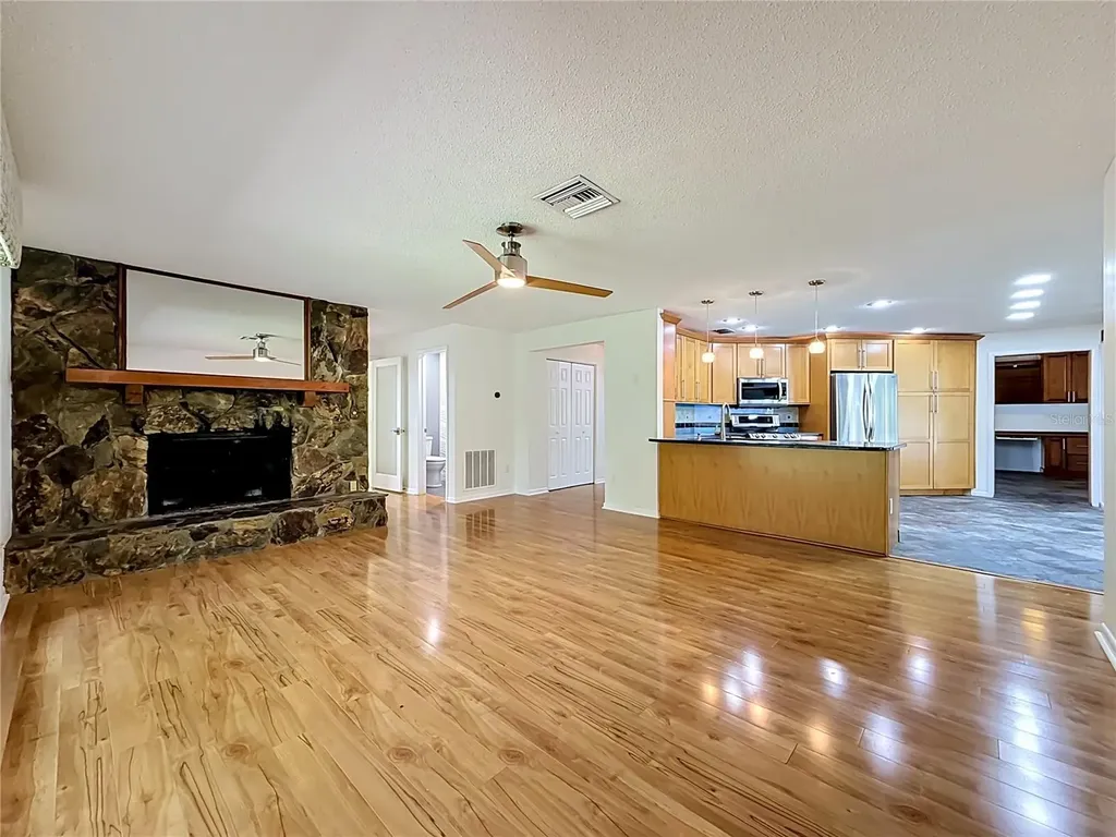 2065 Brady Drive Dunedin FL 34698