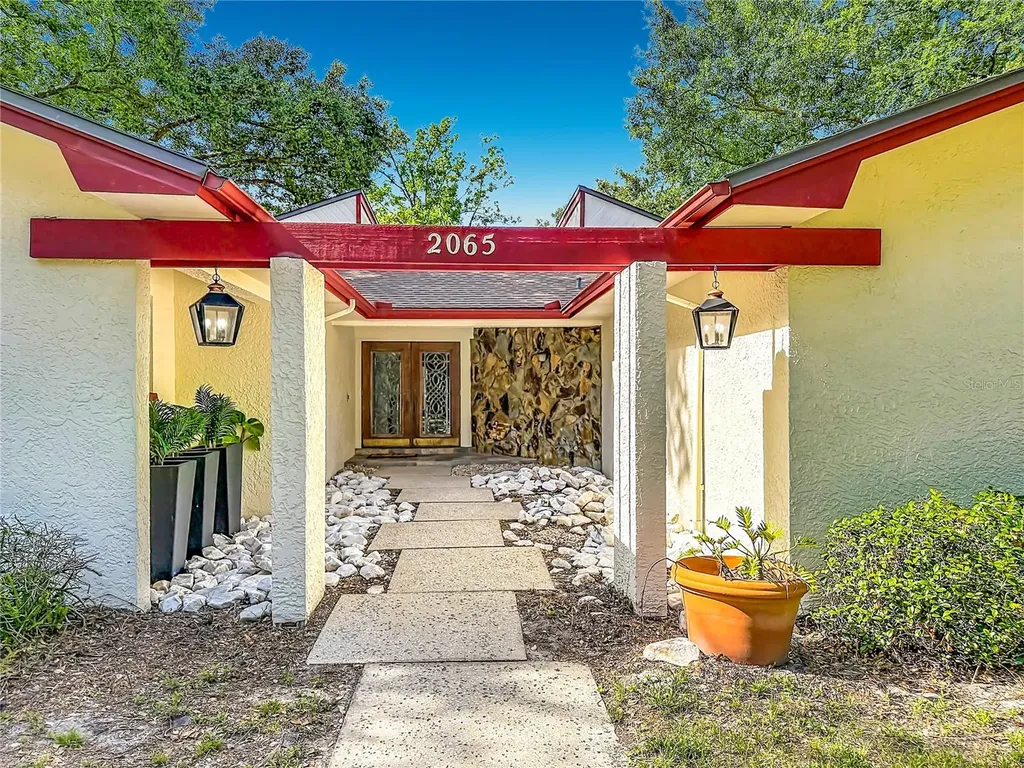 2065 Brady Drive Dunedin FL 34698