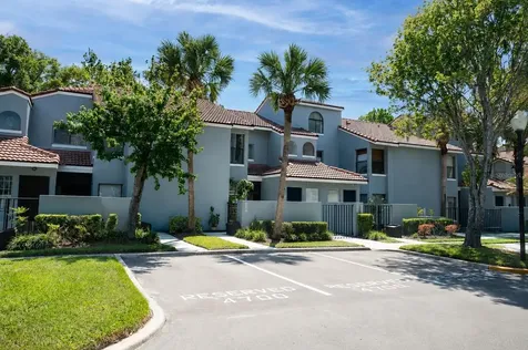 4704 Chevy Place Orlando FL 32811