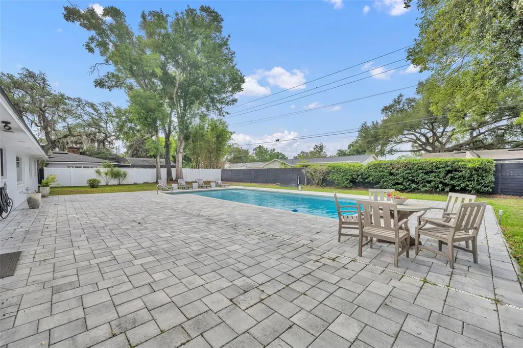 2450 Derbyshire Road Maitland FL 32751