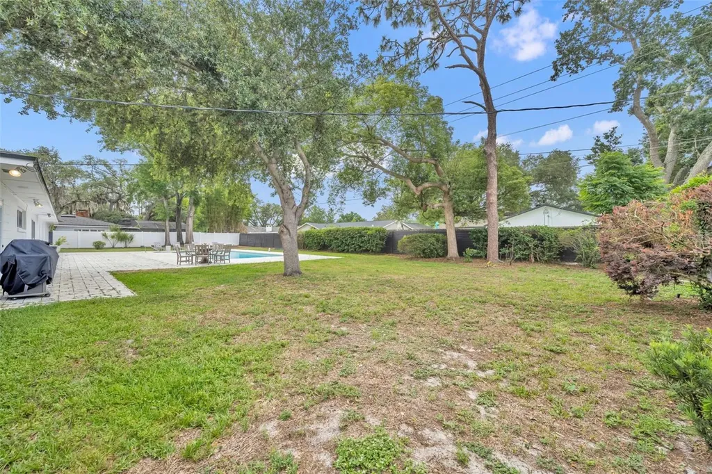 2450 Derbyshire Road Maitland FL 32751