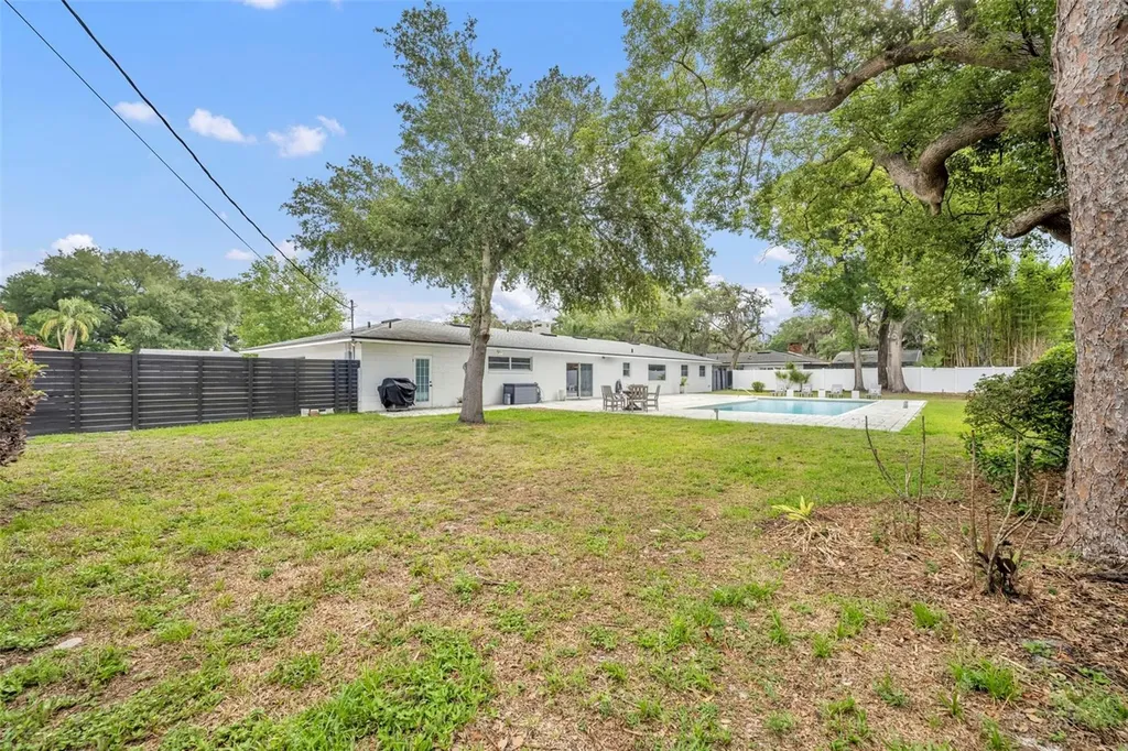 2450 Derbyshire Road Maitland FL 32751