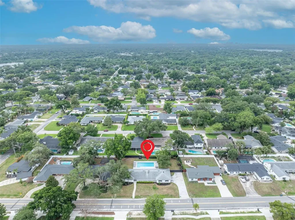 2450 Derbyshire Road Maitland FL 32751
