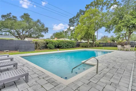 2450 Derbyshire Road Maitland FL 32751