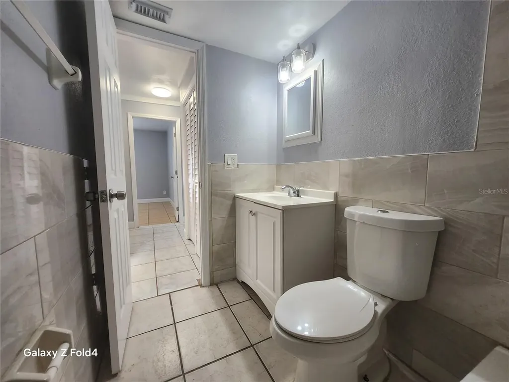 5706 N Lincoln Avenue Tampa FL 33614